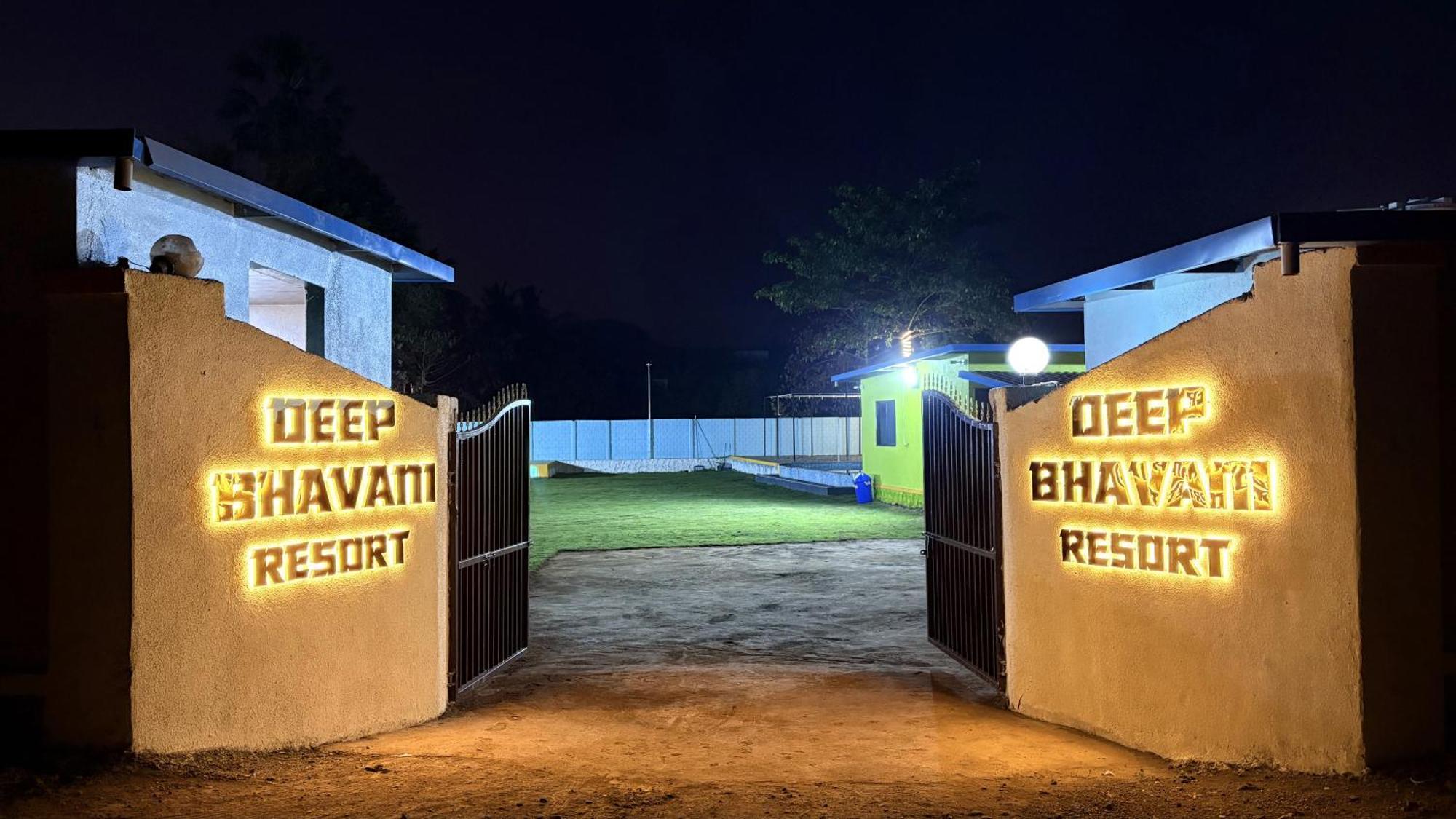 Deep Bhavani Resort Карджат Екстериор снимка
